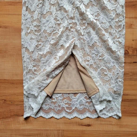 ABS Allen Schwartz White/Cream Lace Cap Sleeve Dress Size XS - Picture 7 of 13